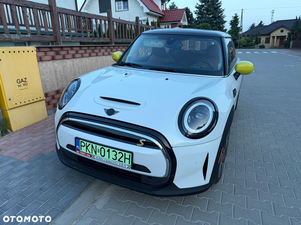 MINI Cooper SE Essential Trim - 1