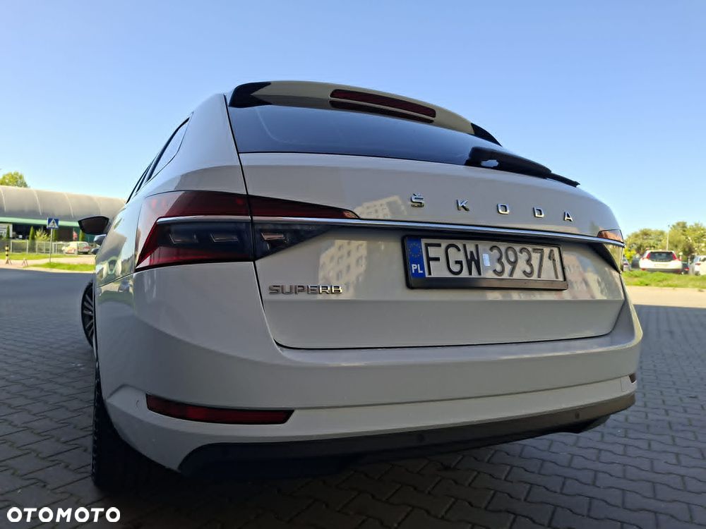 Skoda Superb 1.5 TSI DSG Sportline - 22