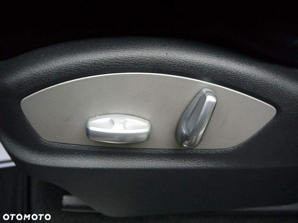 Porsche Cayenne - 29