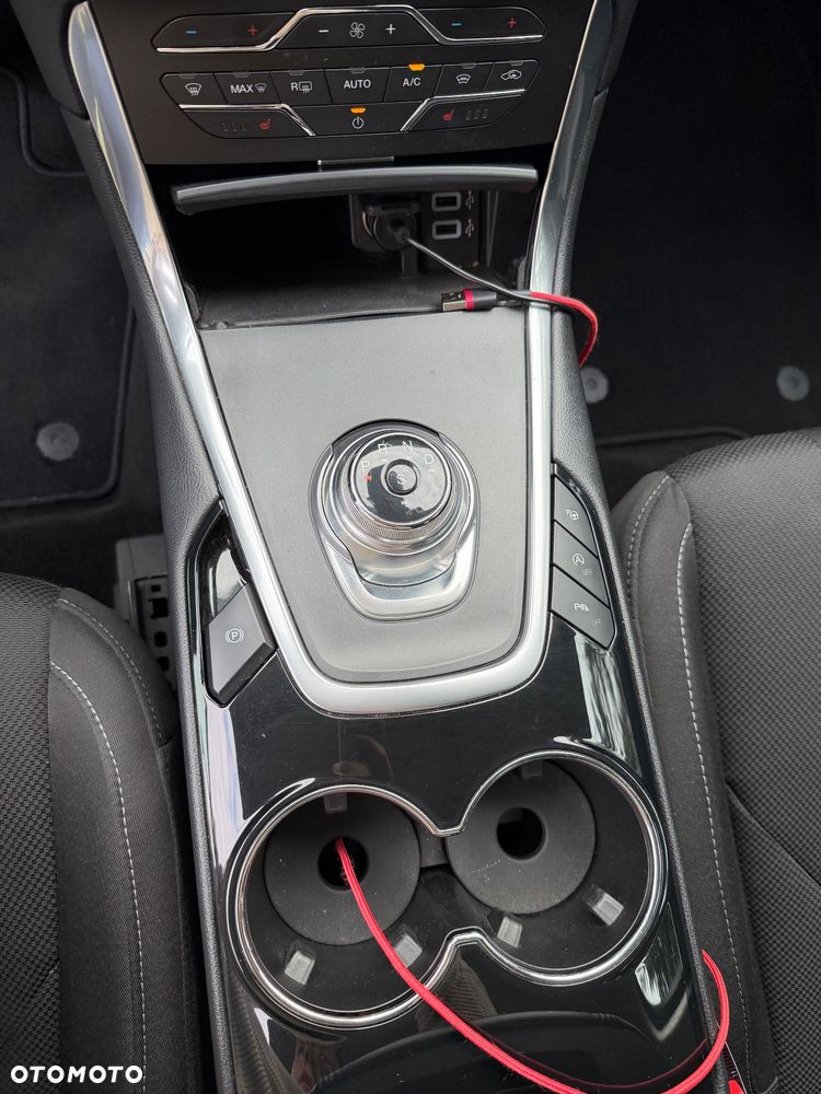 Ford S-Max 2.0 EcoBlue Titanium - 14