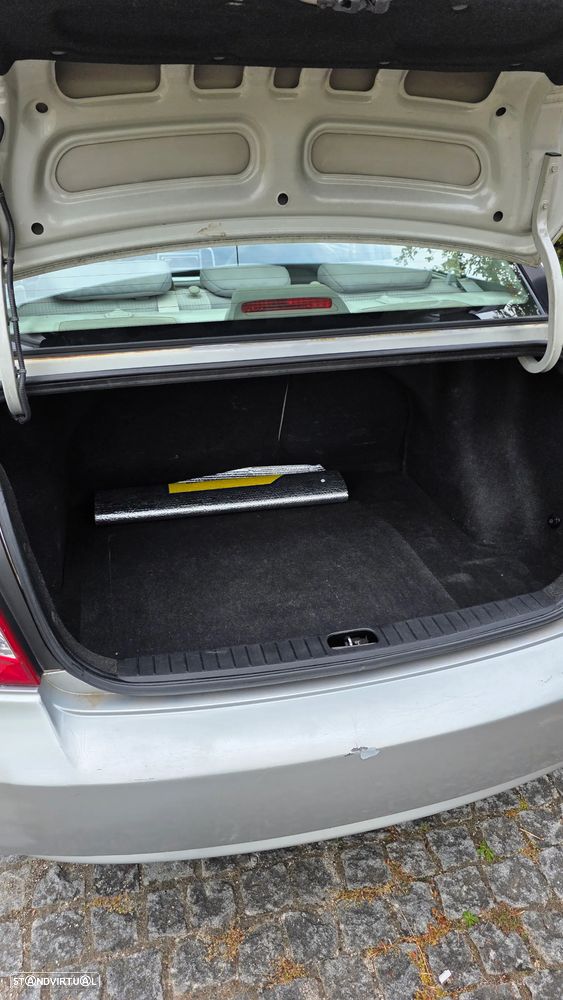 Hyundai Accent - 15