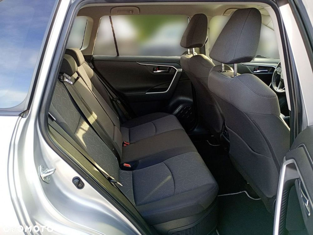 Toyota RAV4 - 30