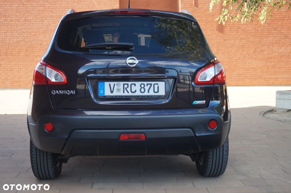 Nissan Qashqai 1.6 dCi TEKNA - 9