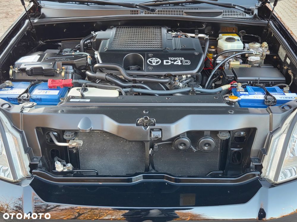 Toyota Land Cruiser - 6