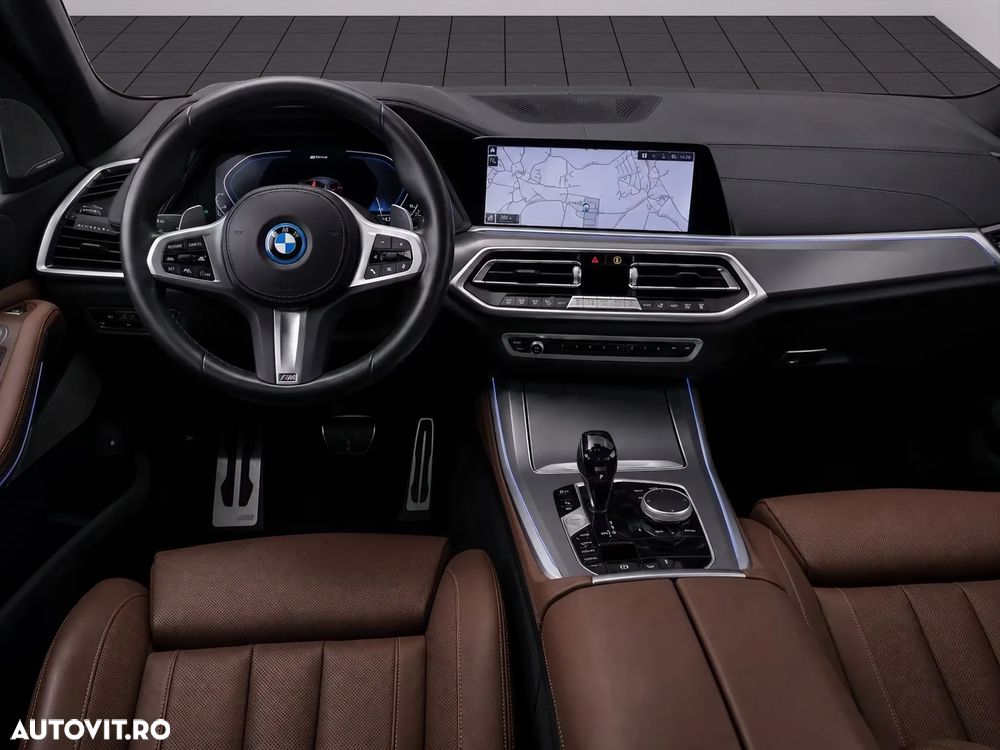 BMW X5 xDrive45e - 11