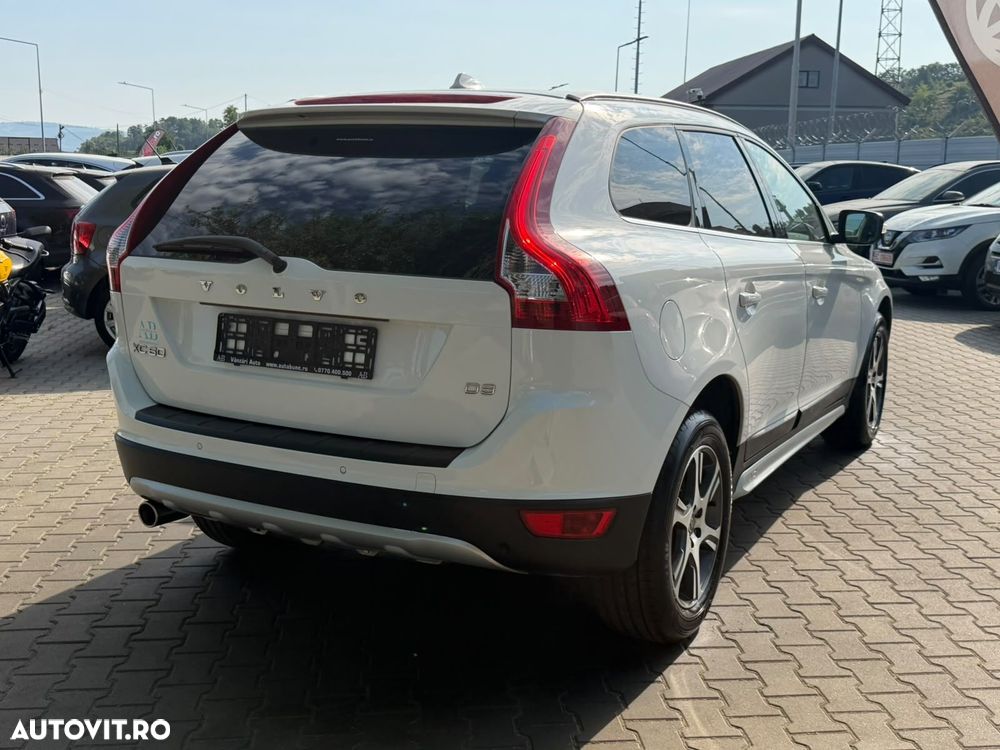 Volvo XC 60 - 4