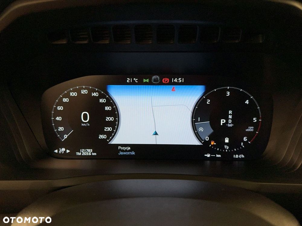 Volvo XC 90 - 25