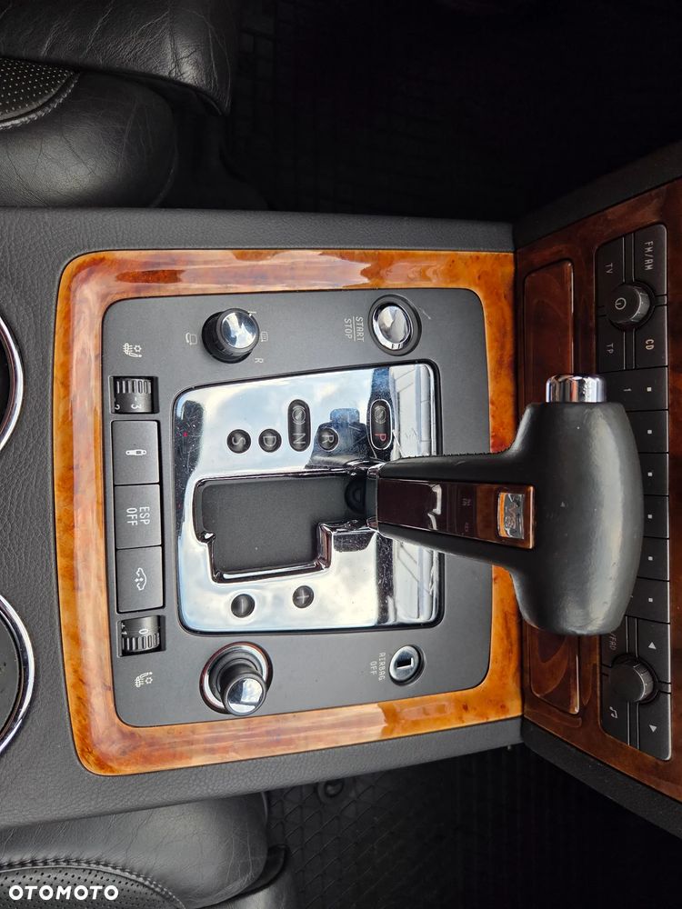 Volkswagen Phaeton 4.2 V8 4MOTION Automatik (5 Sitzer) - 20