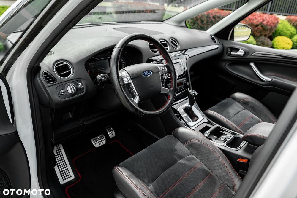 Ford S-Max 2.0 EcoBoost Titanium - 16