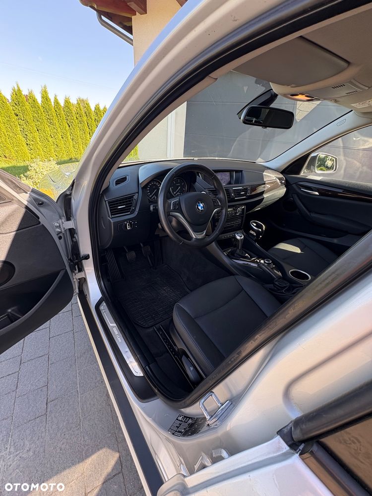 BMW X1 xDrive18d Sport Line - 23