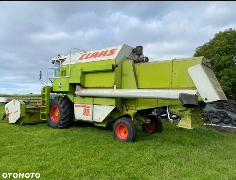 Claas Dominator 98 SL M , rok 1986 - 4