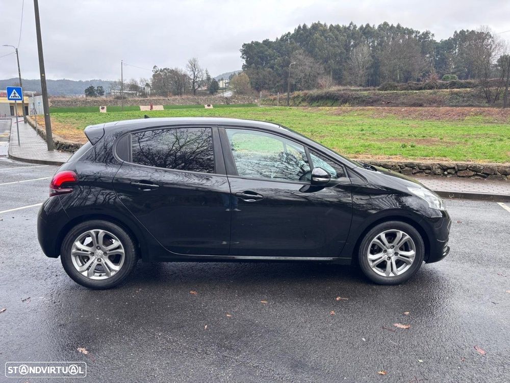 Peugeot 208 1.6 BlueHDi Allure - 5