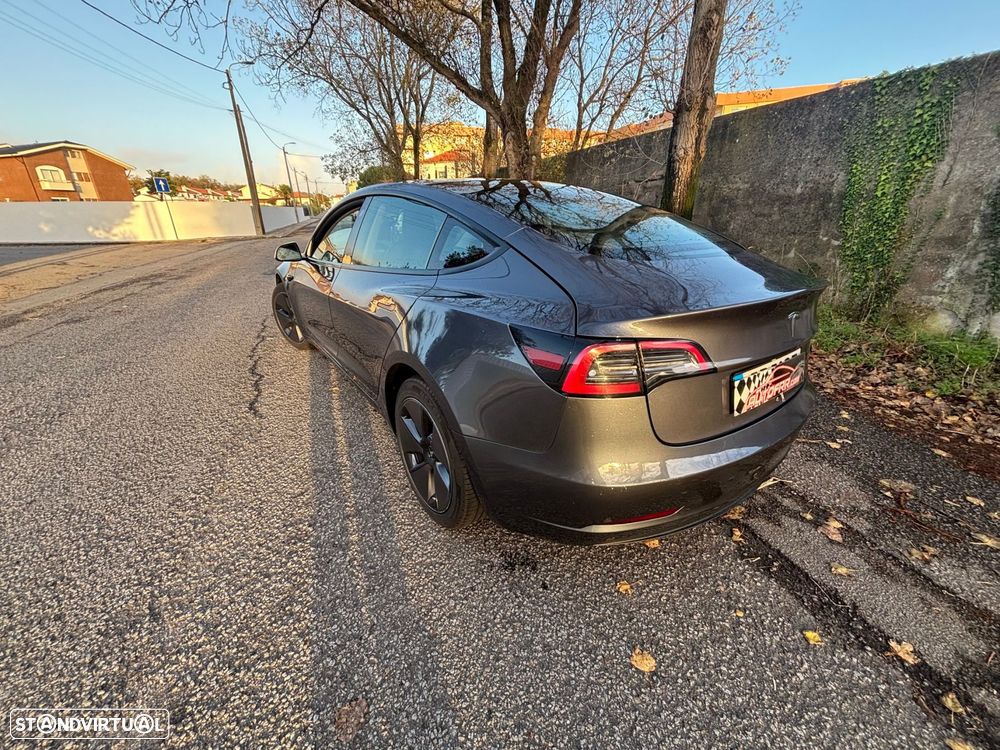 Tesla Model 3 Long Range Tração Traseira - 9