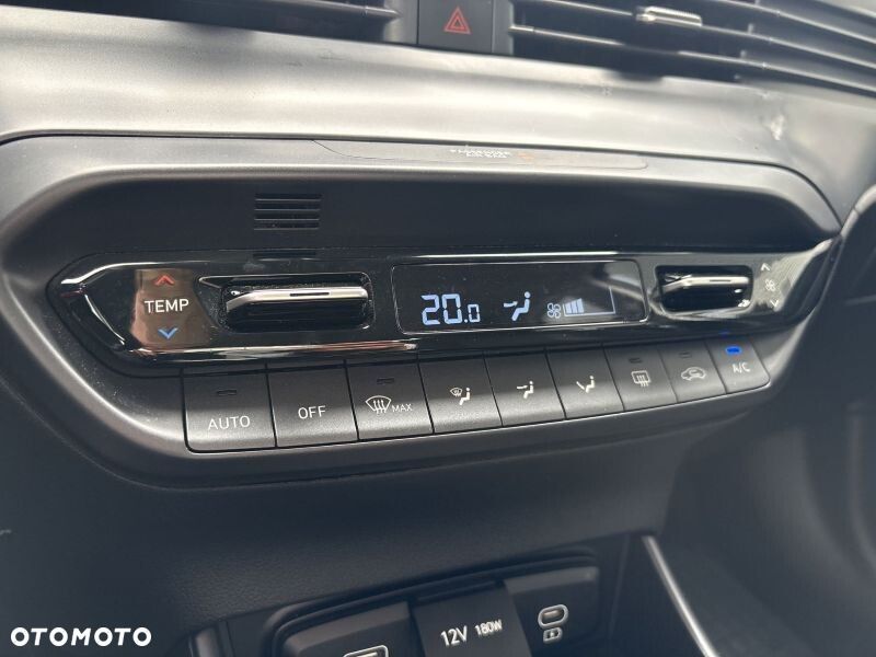 Hyundai i20 1.2 Modern - 11