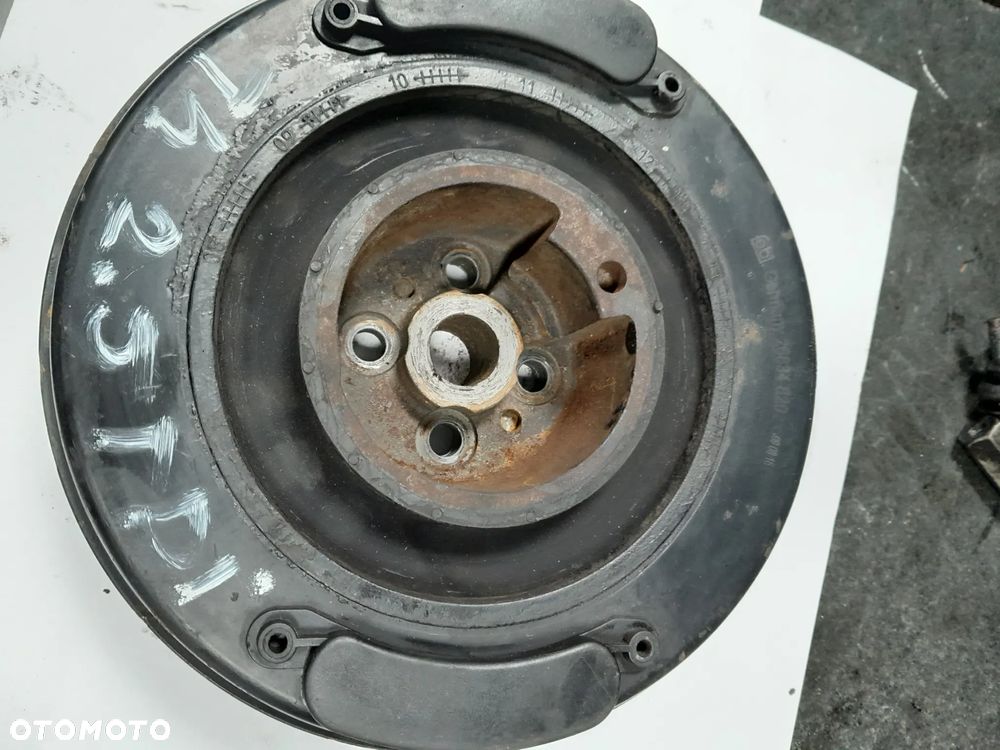 Koło pasowe VW T4 LT 2.5 TDI - 1