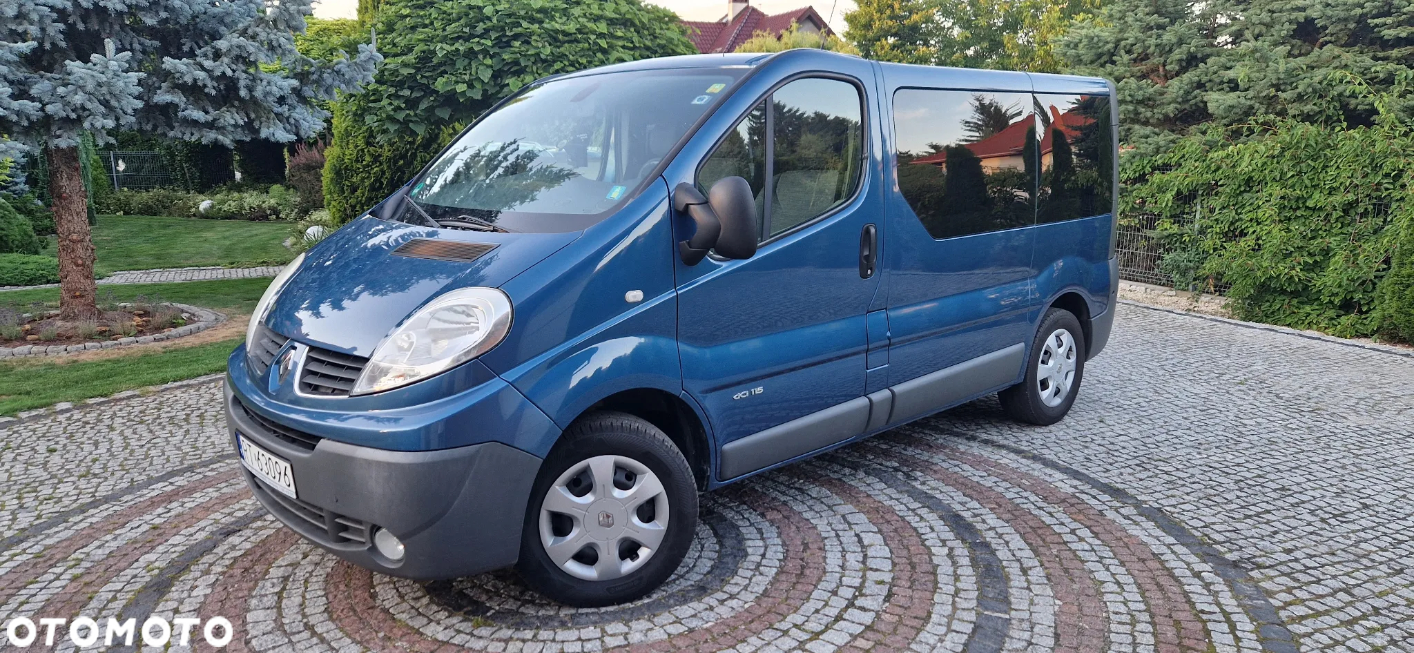 Renault Trafic 2.0 dCi 115 Combi L1H1 - 2