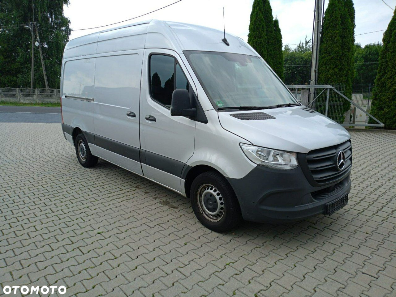 Mercedes-Benz Sprinter - 6
