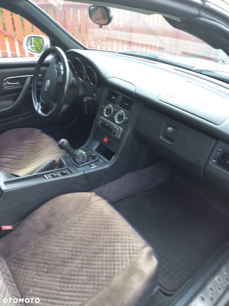 Mercedes-Benz SLK - 18