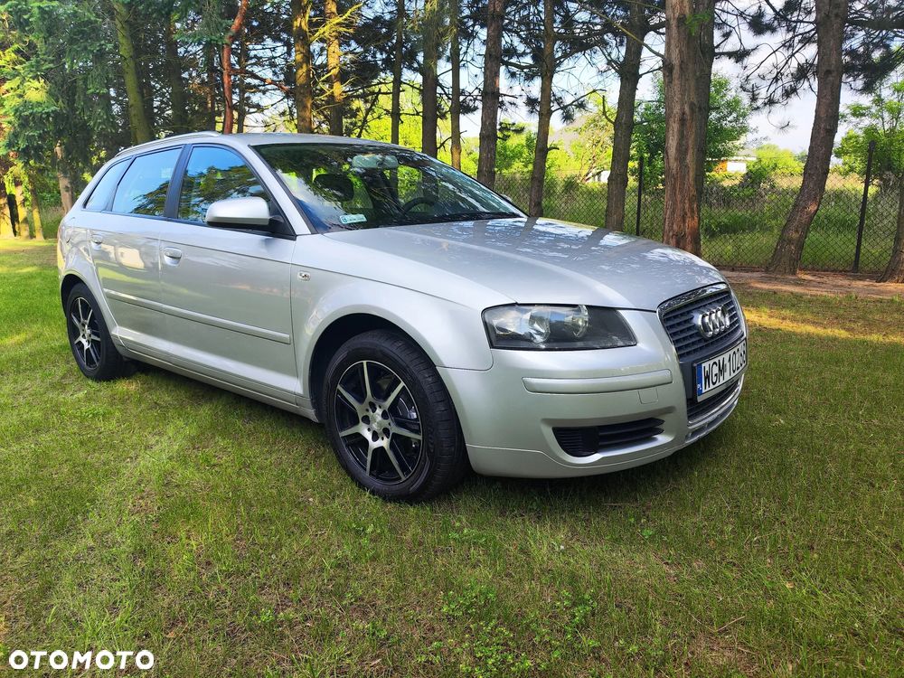 Audi A3 Sportback 1.6 Attraction - 1