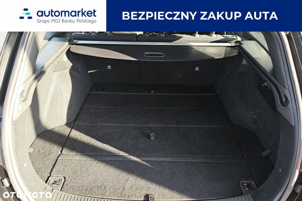 Hyundai i30 1.6 D Classic + - 15