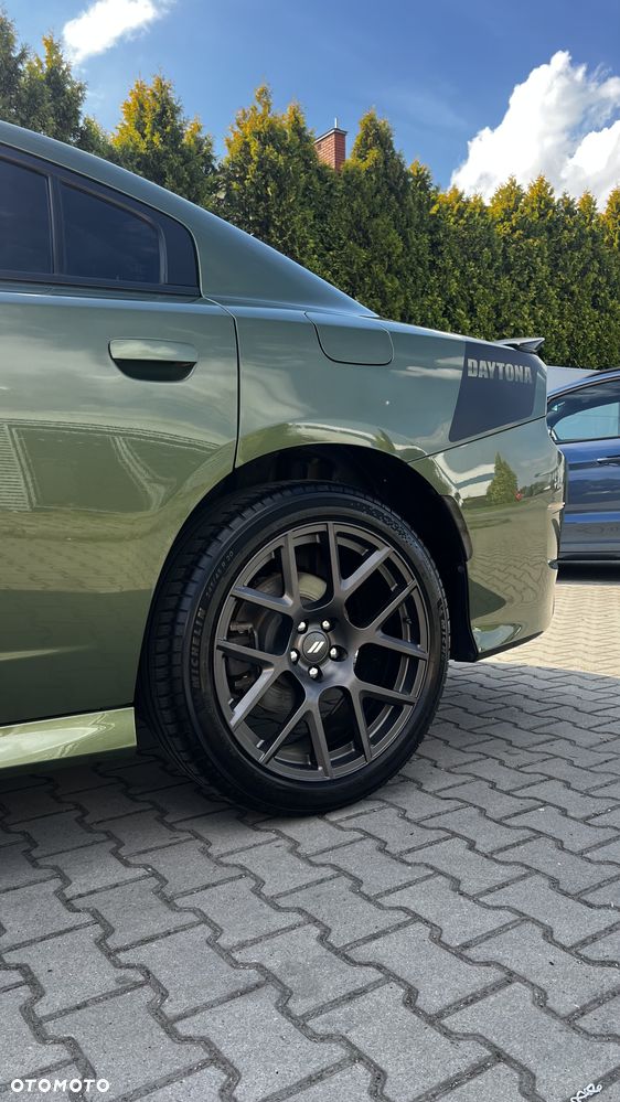 Dodge Charger 5.7 R/T Daytona - 9
