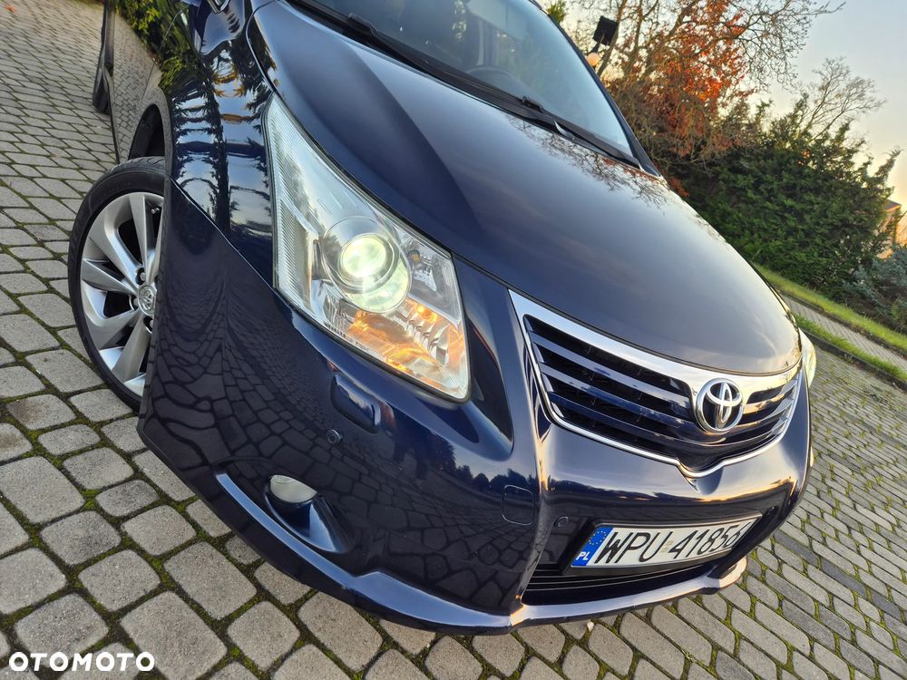 Toyota Avensis 2.0 Prestige NAVI - 5