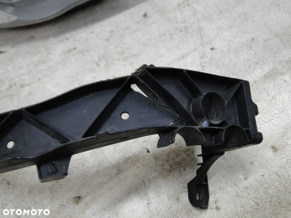 BMW 1 E87 E88 E82 E81 LIFT LAMPA PRAWA PRZÓD PRZEDNIA ŚLIZG EUROPA - 13