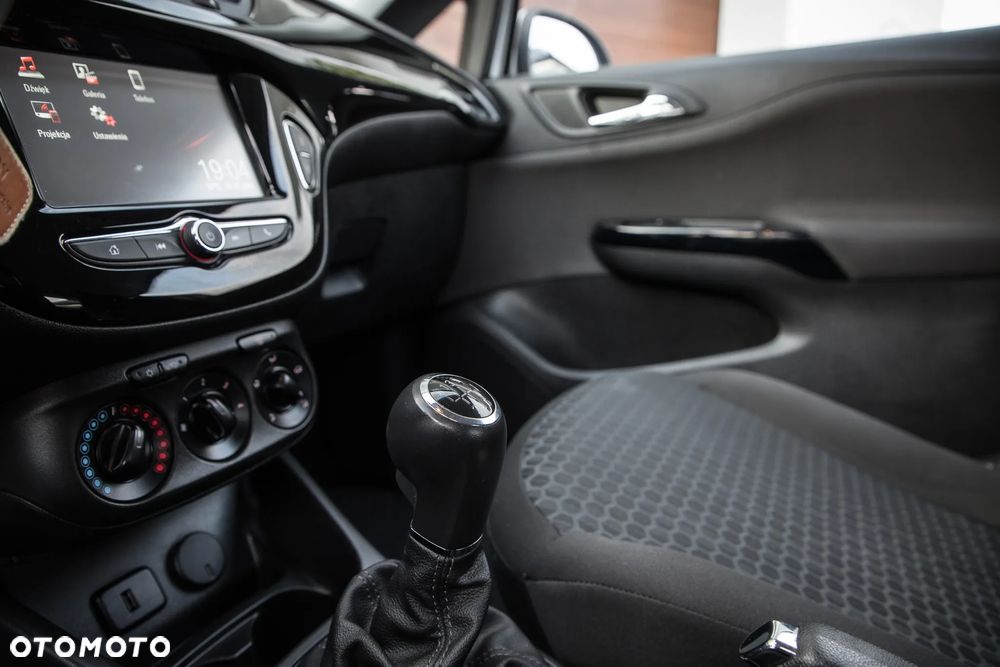 Opel Corsa 1.4 T Cosmo S&S - 19