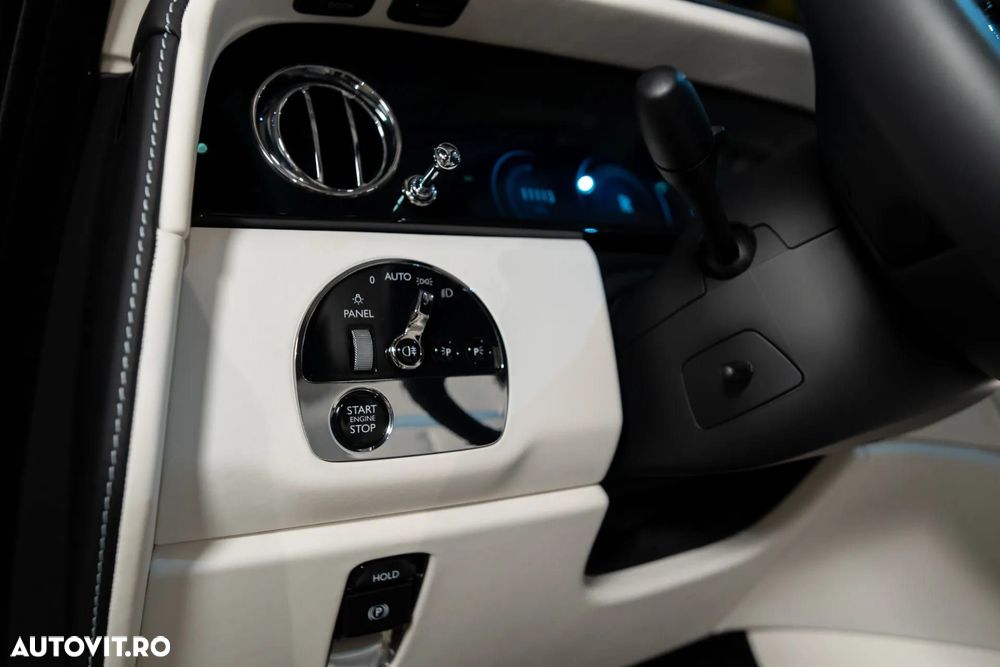 Rolls-Royce Cullinan - 28