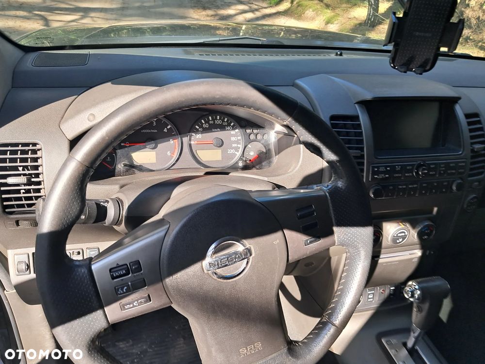 Nissan Navara - 11