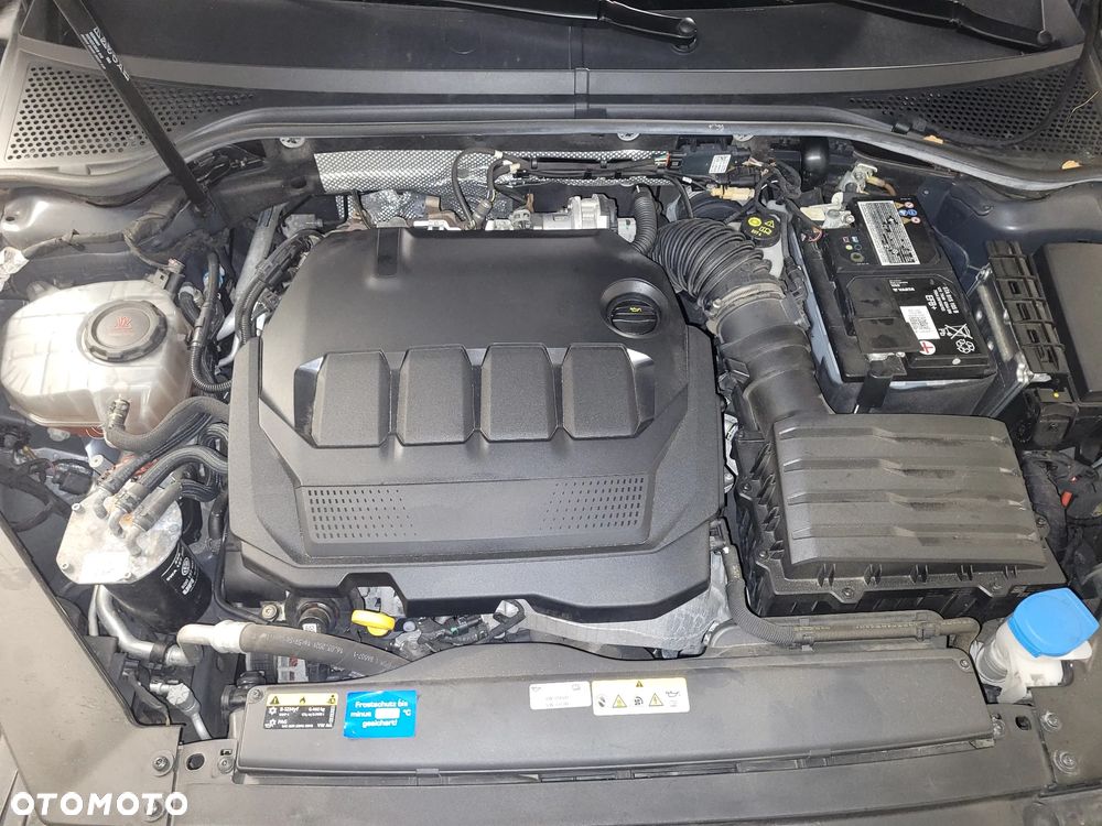 Volkswagen Passat 2.0 TDI Business DSG - 7