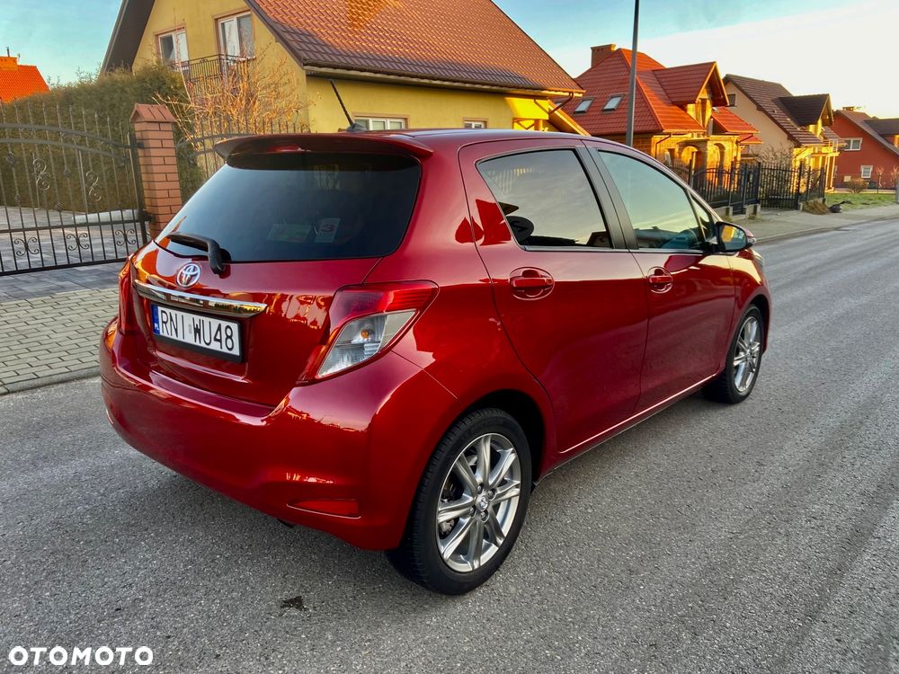 Toyota Yaris - 16