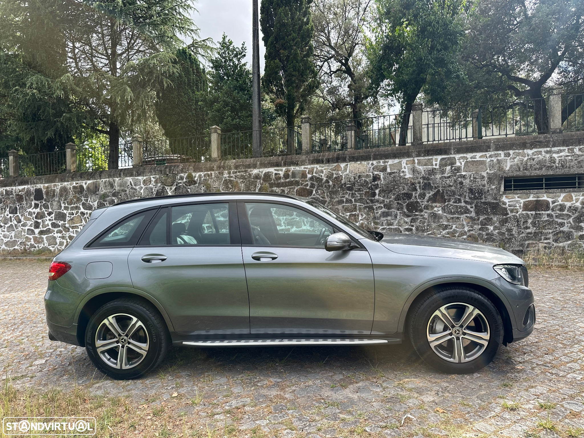 Mercedes-Benz GLC 220 - 12