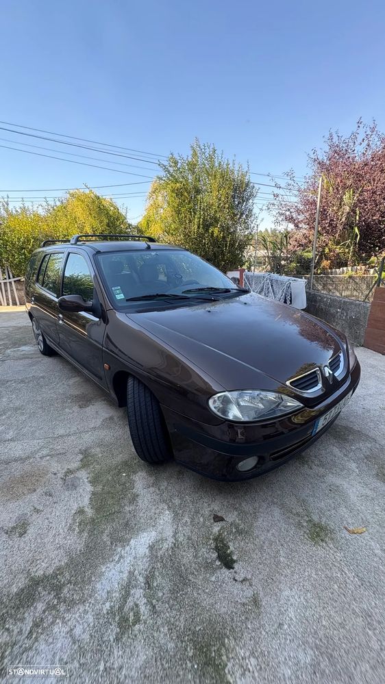 Renault Mégane Break 1.4 16V Authentique - 9