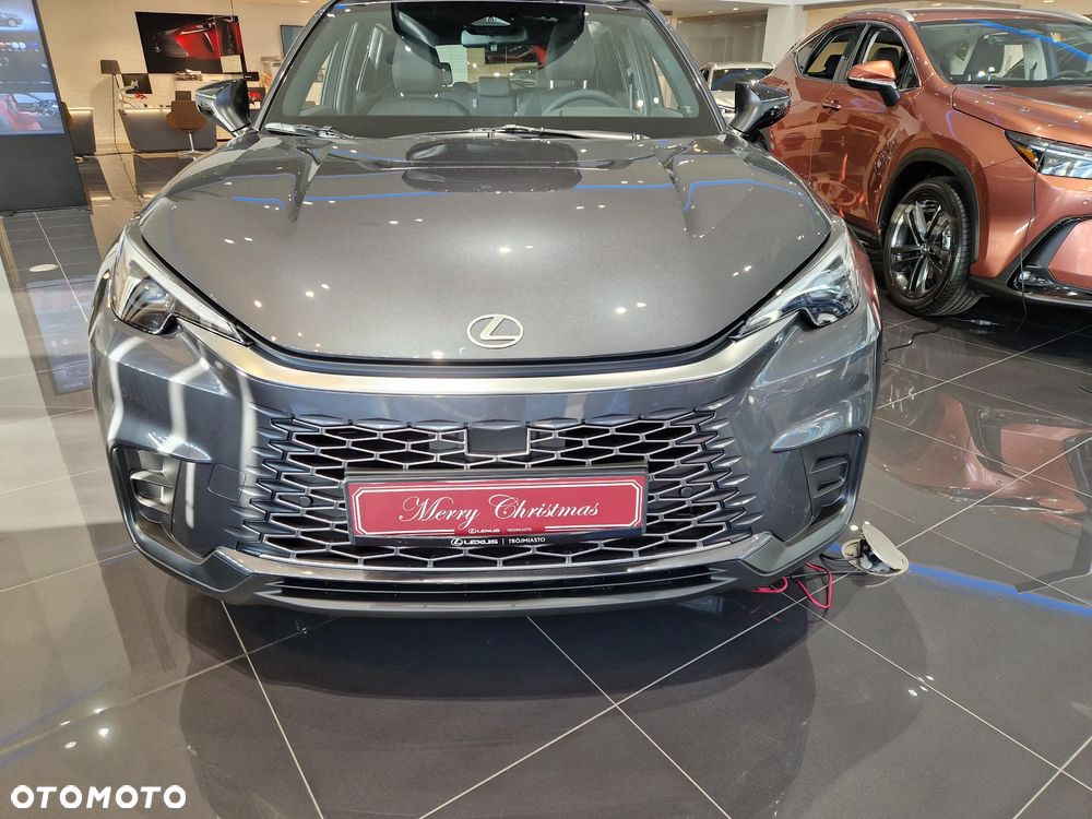 Lexus LBX 1.5 Hybrid - 2