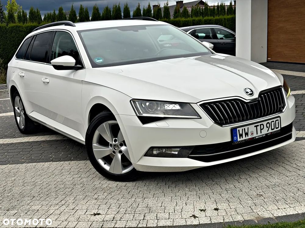 Skoda Superb 2.0 TDI DSG Style - 4