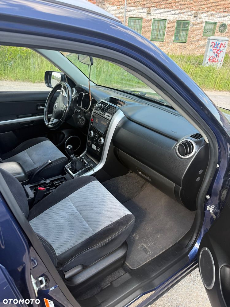 Suzuki Grand Vitara 2.0 Comfort - 20