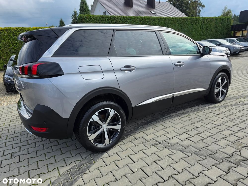 Peugeot 5008 - 9