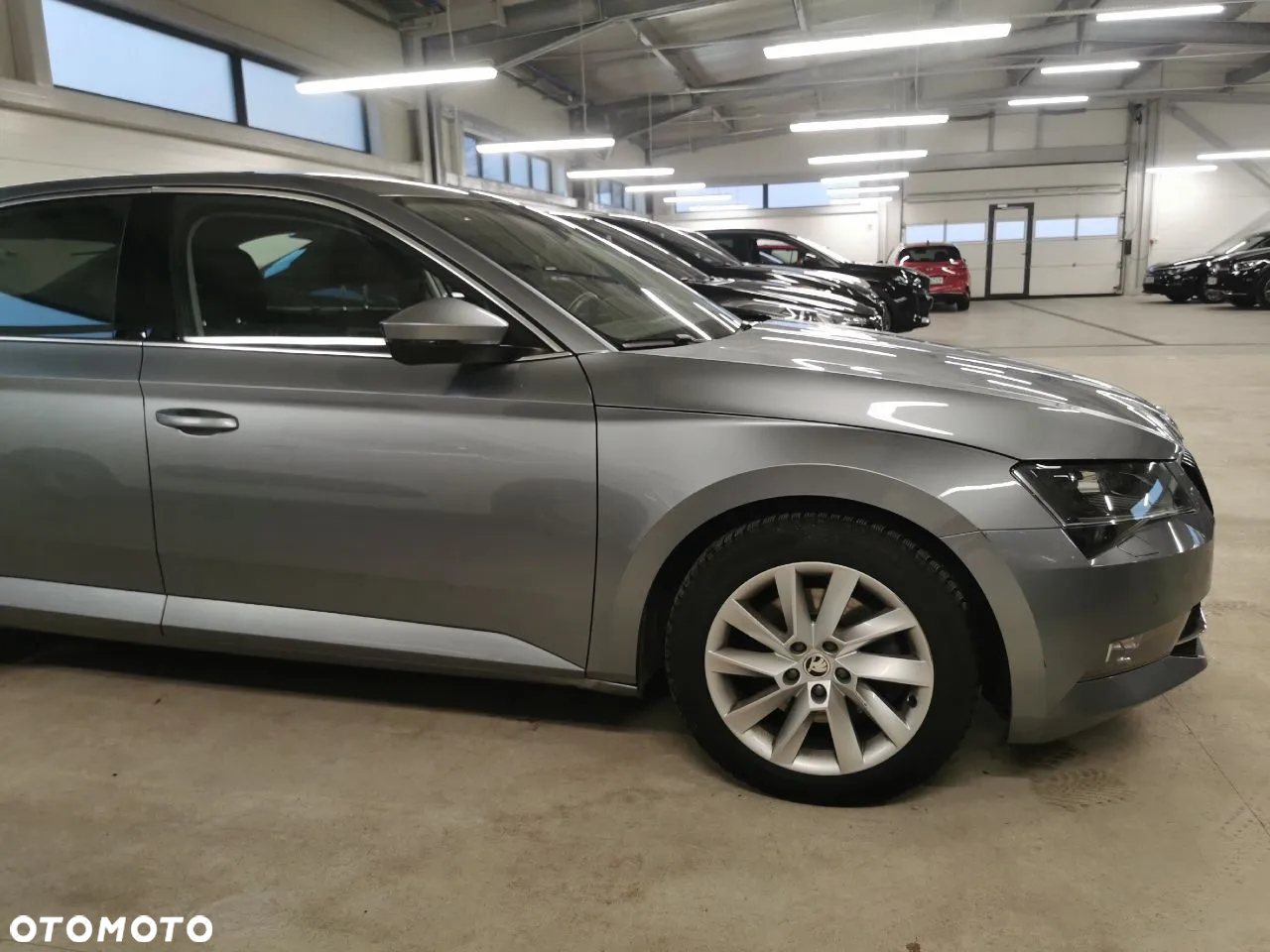 Skoda Superb 2.0 TDI SCR Style DSG - 3