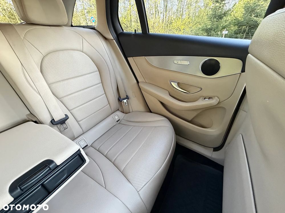 Mercedes-Benz GLC 220 d - 33