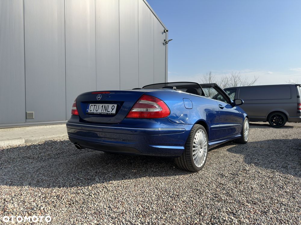 Mercedes-Benz CLK - 4