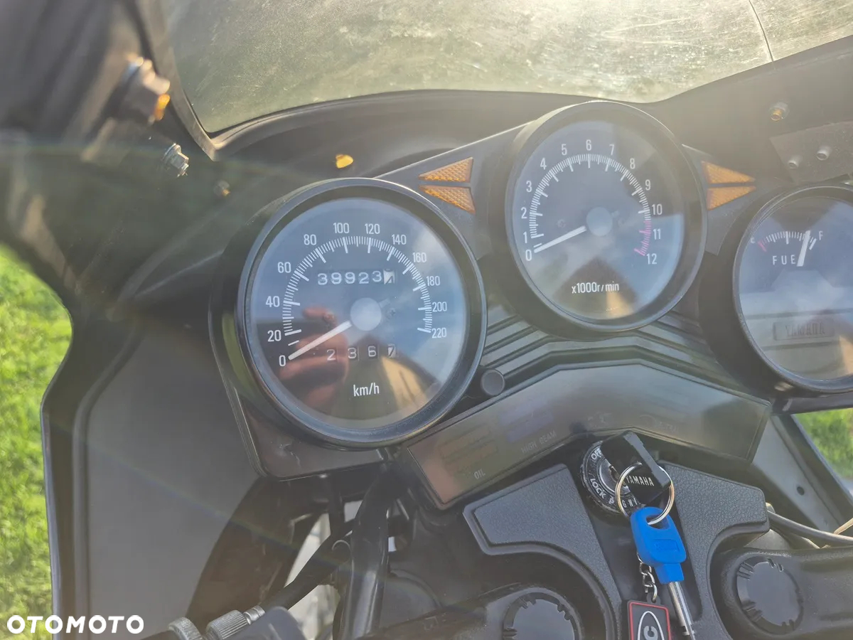 Yamaha XJ - 7