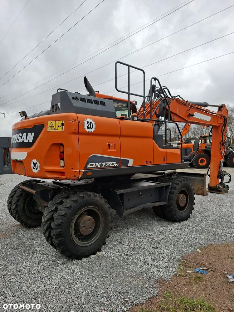 Doosan DX170W-5 - 2