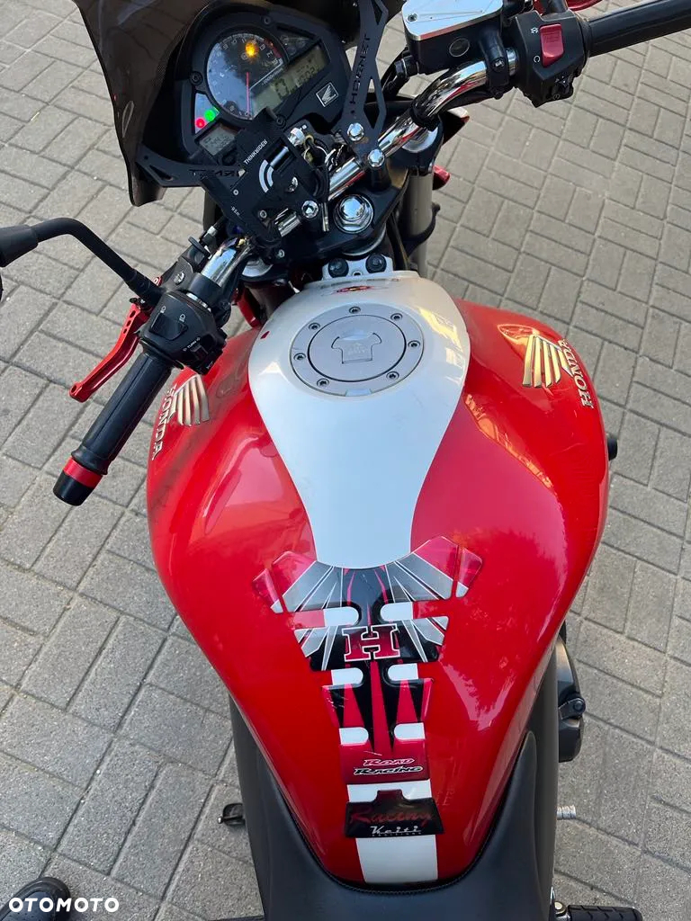 Honda CB - 22