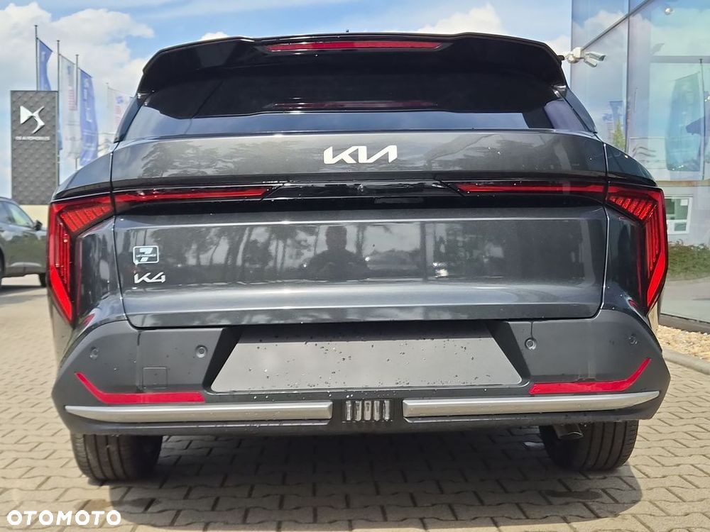 Kia K4 - 8