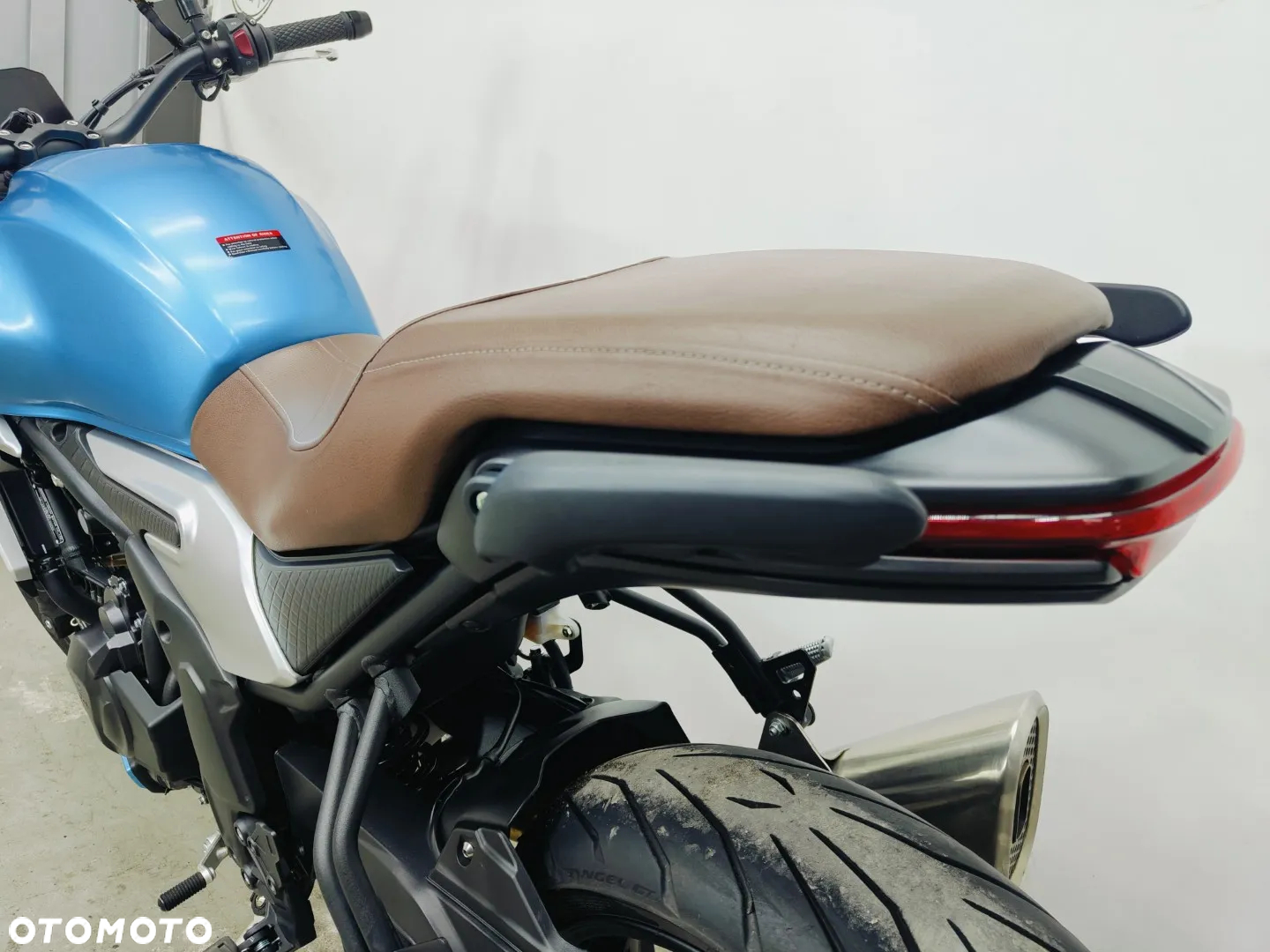 VOGE 500AC - 26