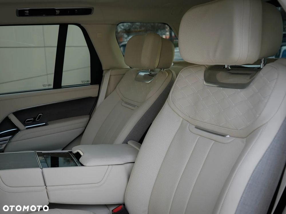 Land Rover Range Rover P615 SV - 37