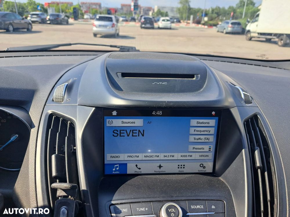 Ford Kuga 2.0 TDCi 2WD ST-Line - 10