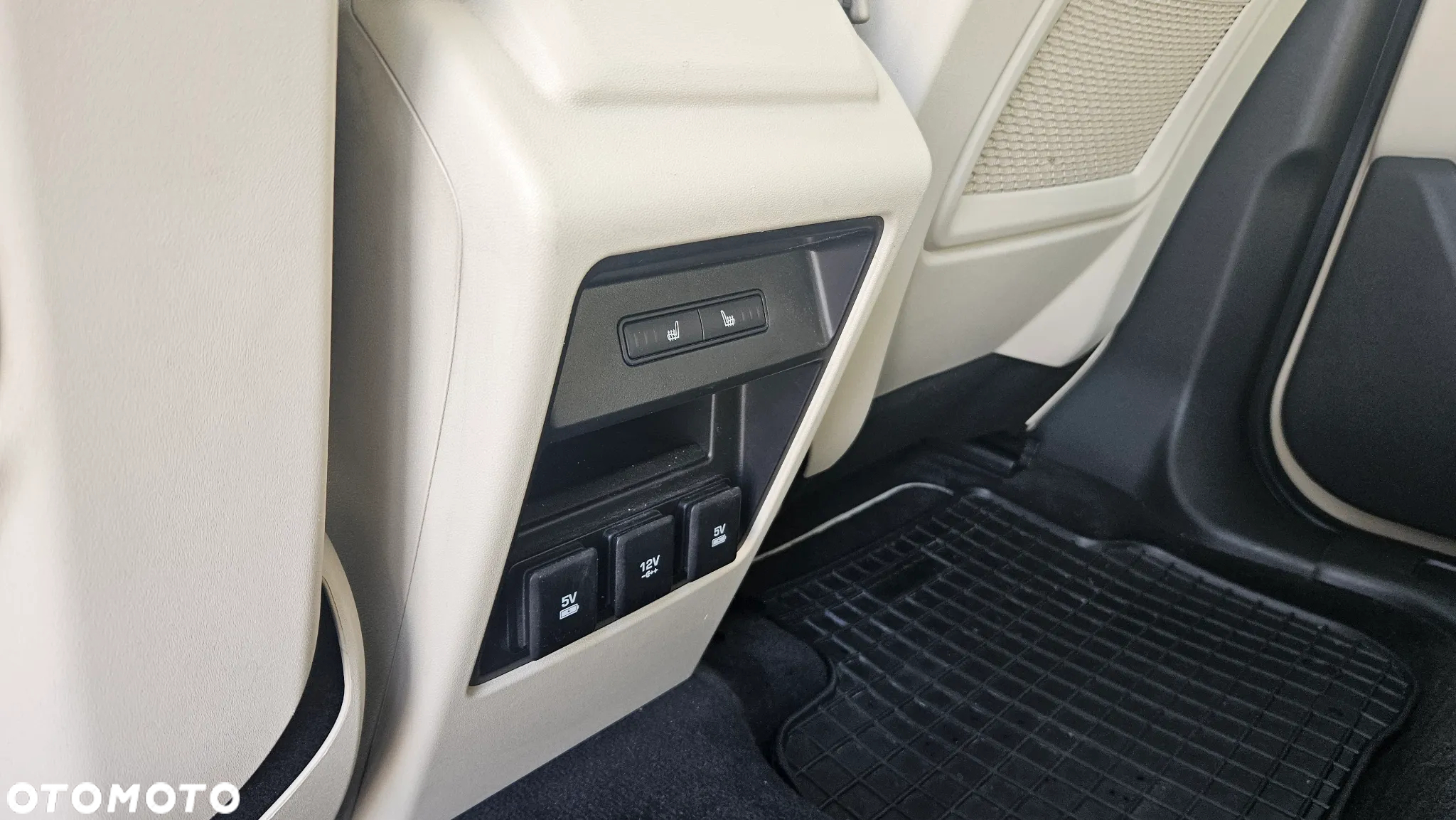 Land Rover Discovery Sport 2.0 Si4 HSE - 21