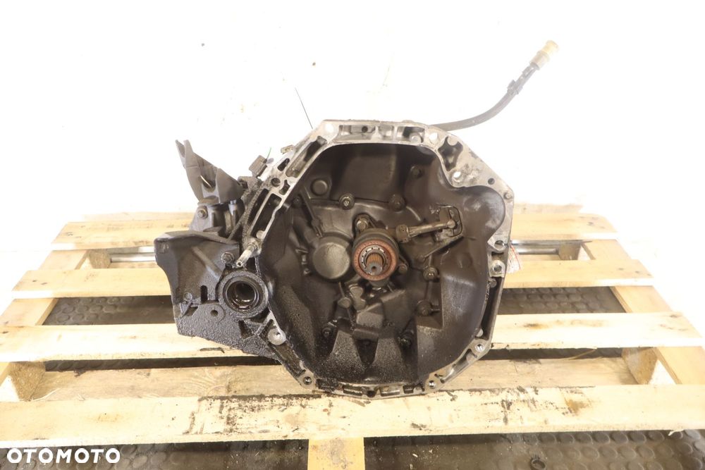 SKRZYNIA BIEGÓW 5 BIEGOWA RENAULT MEGANE III 1.5DCI JR5175 - 1